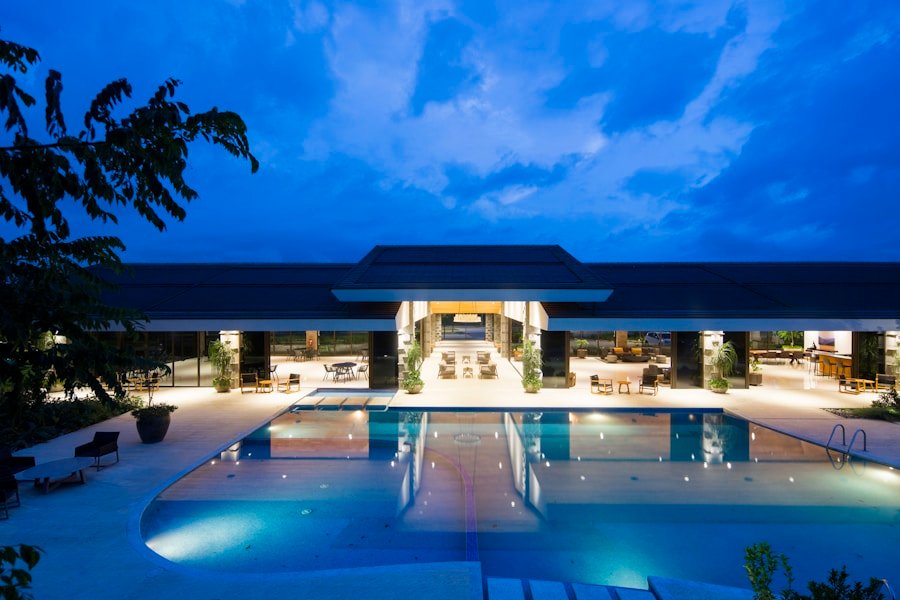 Marina Bay Hotel